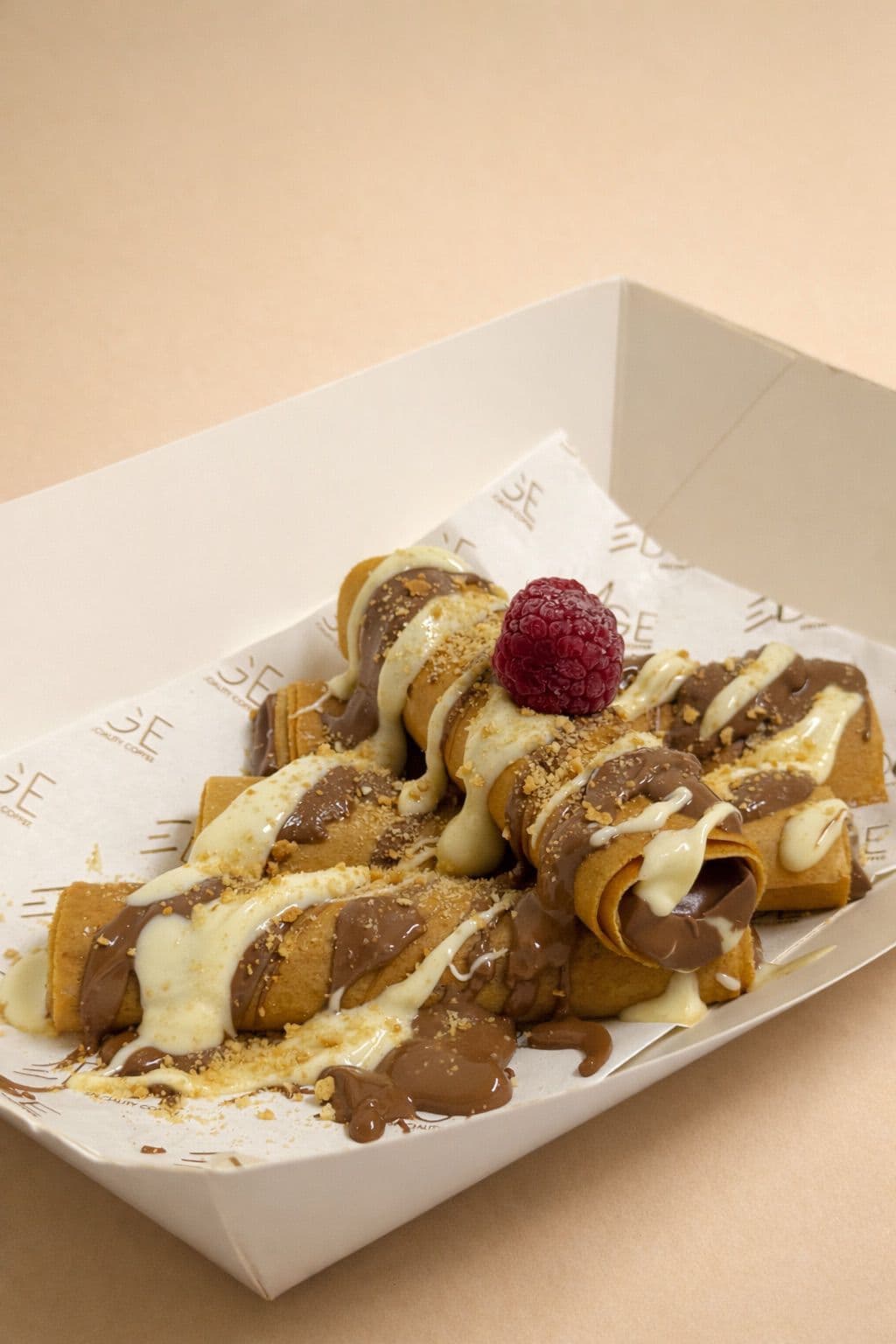 Kinder Rolls image