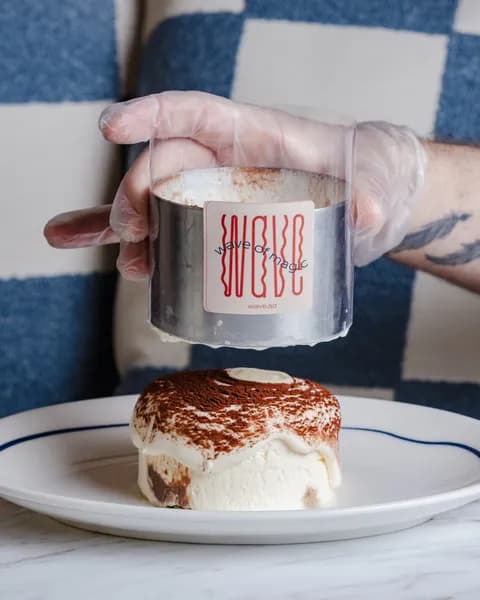 Tiramisu Pull Up image