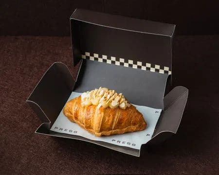 Almond croissant image