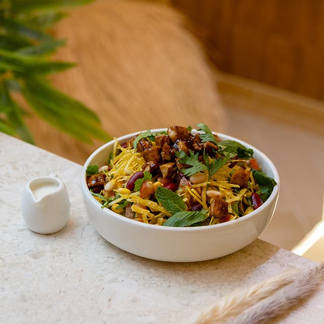 Crispy BBq Chicken Salad image