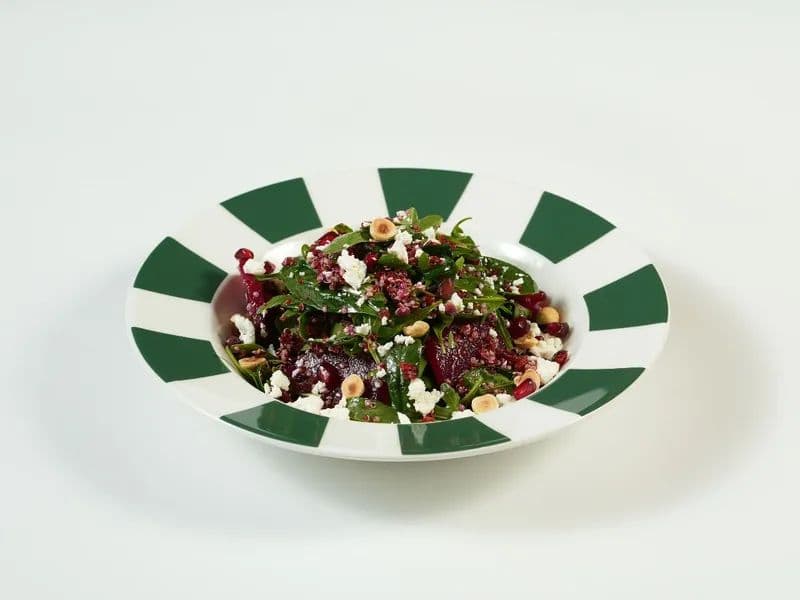 Quinoa Beetroot Salad image