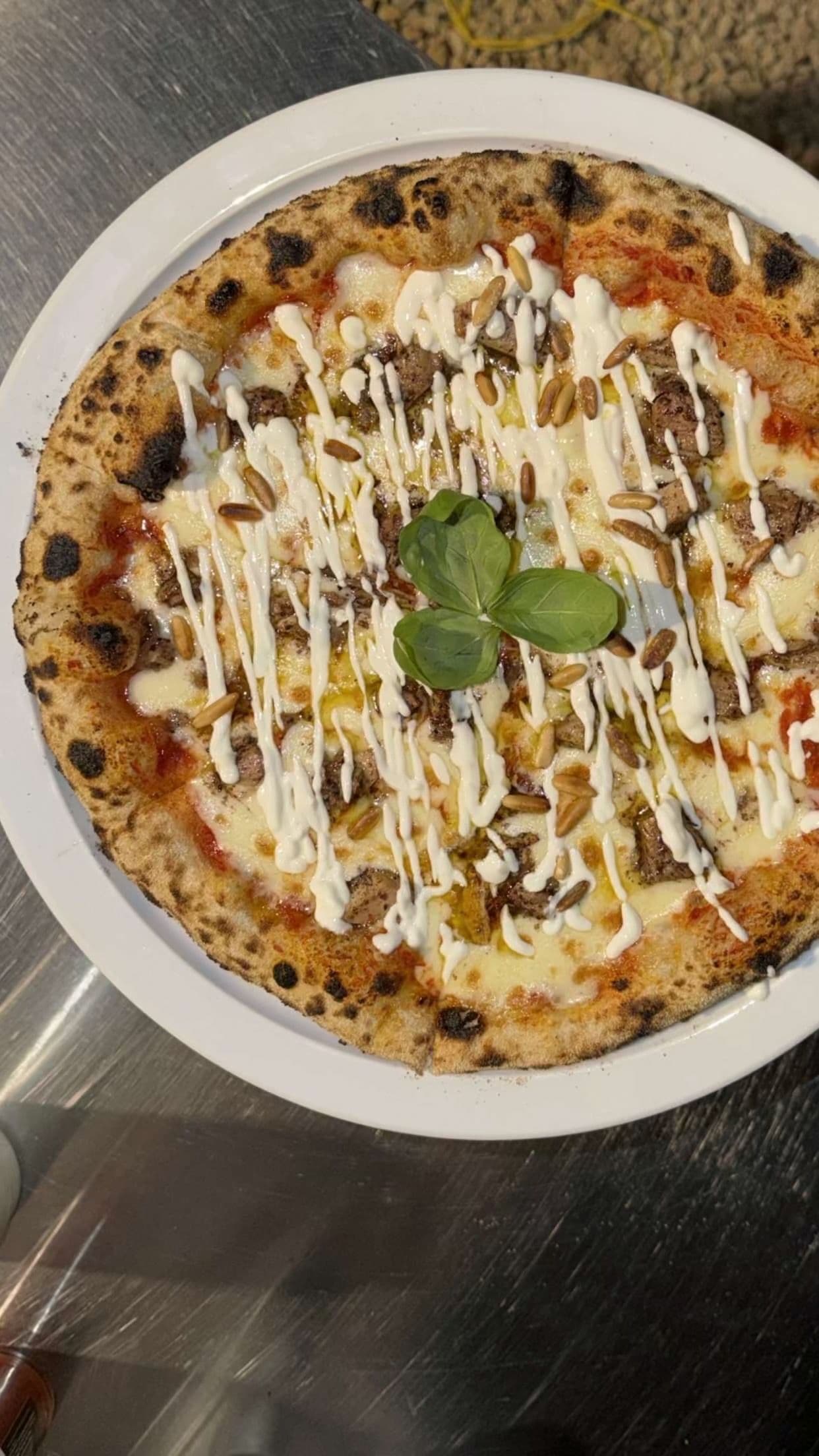 musakhan pizza image