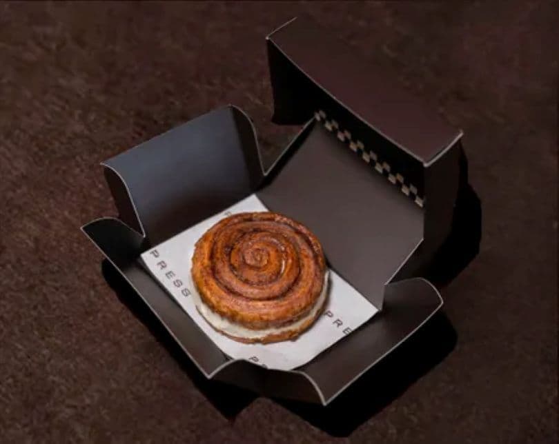 Cheese Cinnamon Roll image