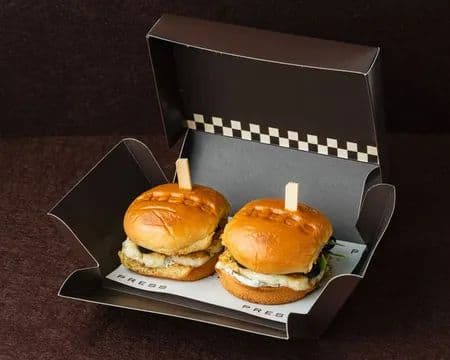 Halloumi Slider image