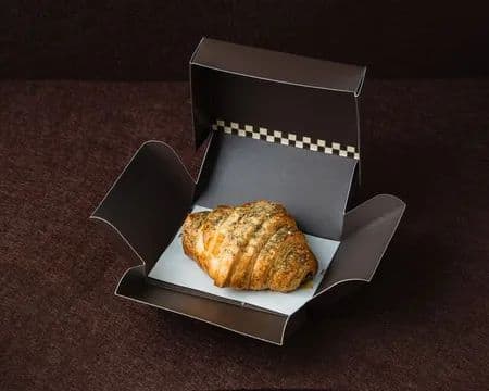 Zaatar Croissant image