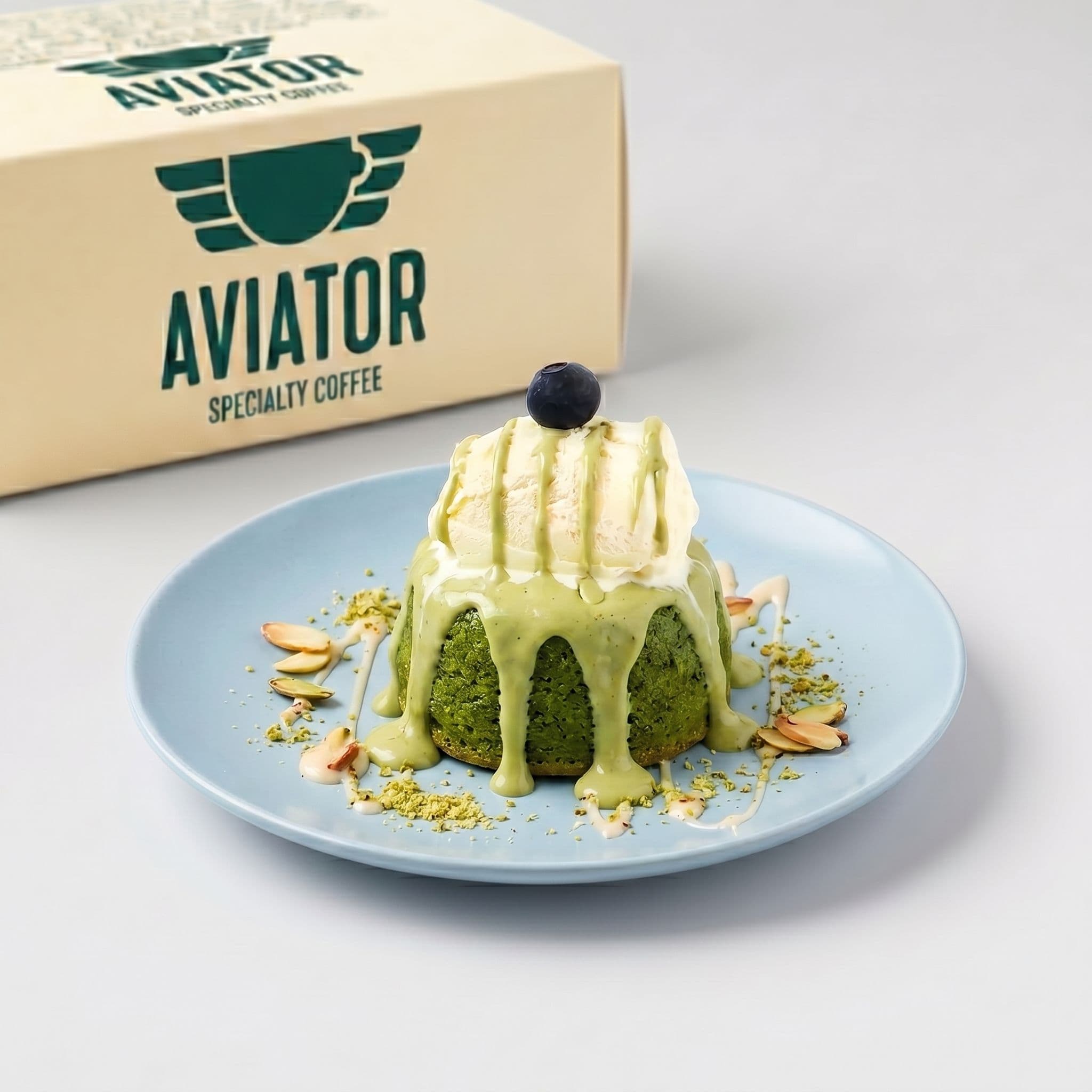 Pistachio molten cake image