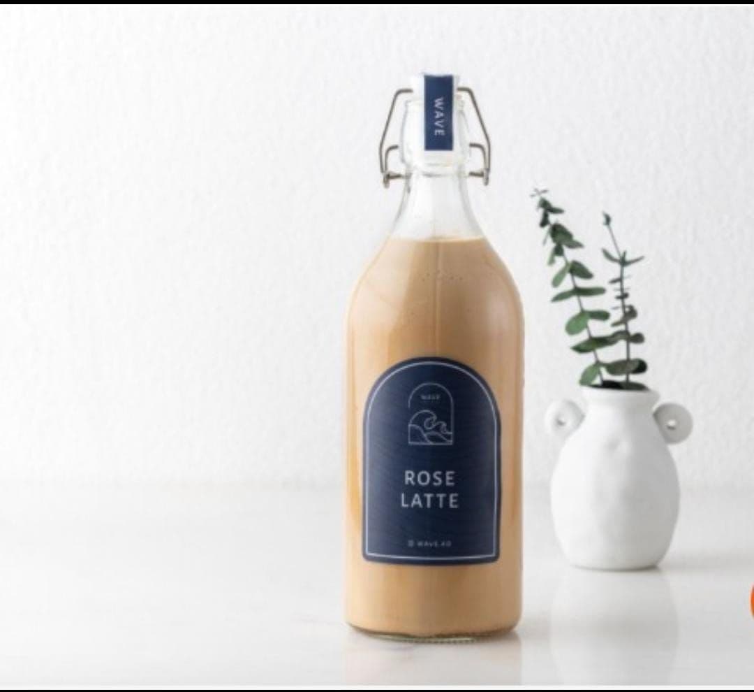 Rose Latte Bottle image