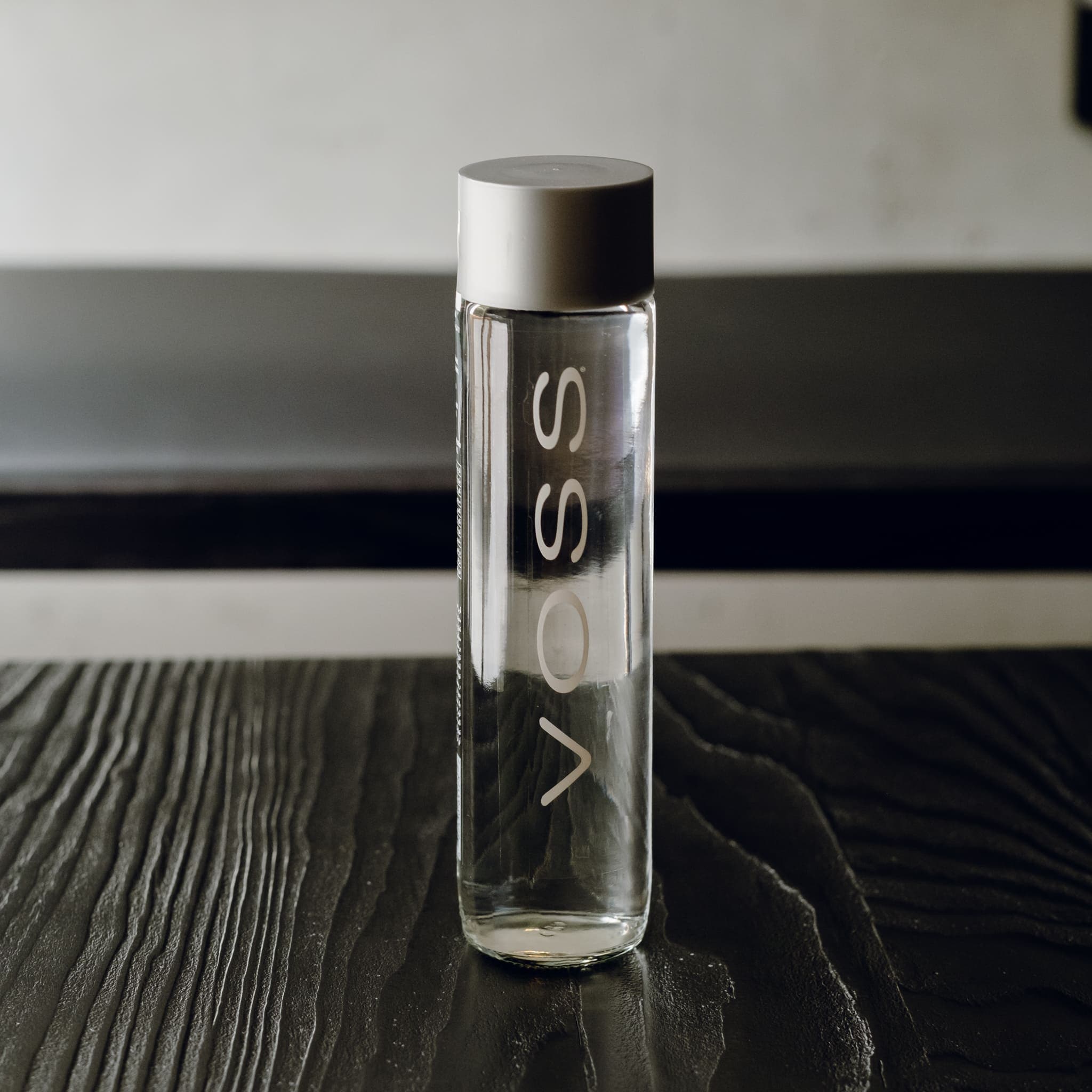 Voss Still Water 800ml image