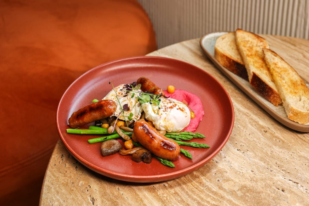Beetroot Humus with Sujuk image